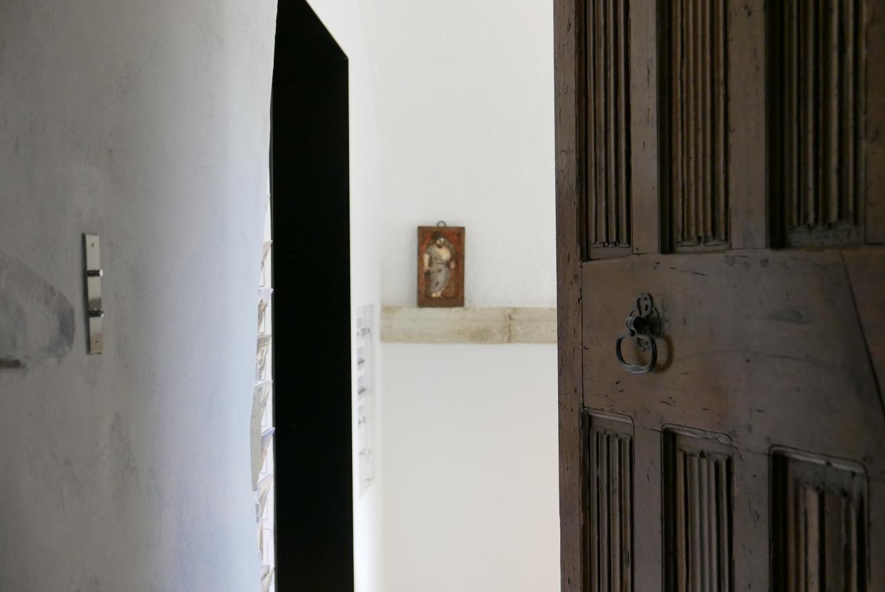 Tour Sarrazine De Montaren住宿加早餐旅馆 外观 照片